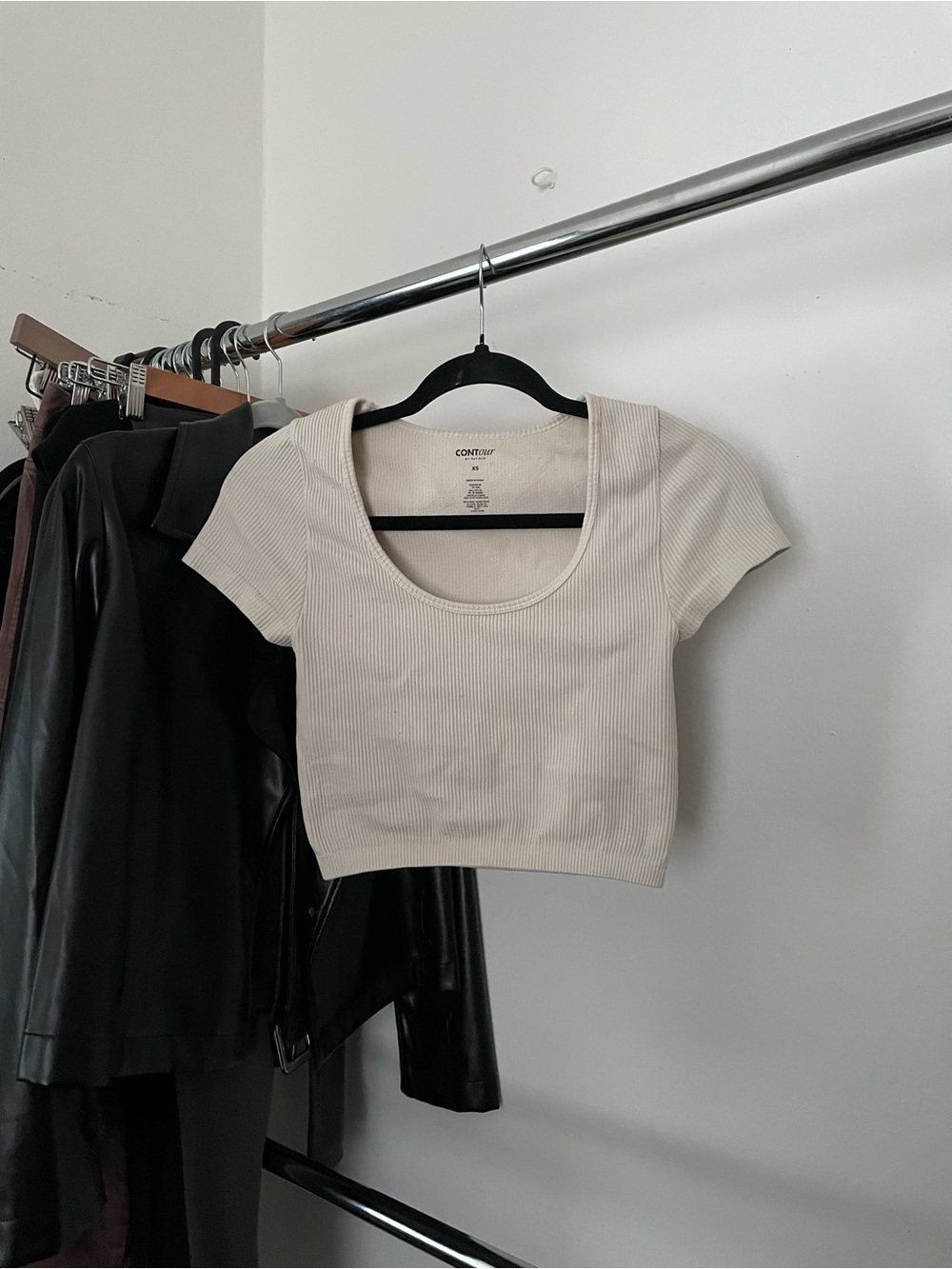3/$15 PacSun Ribbed Scoop-Neck Cream Crop Top